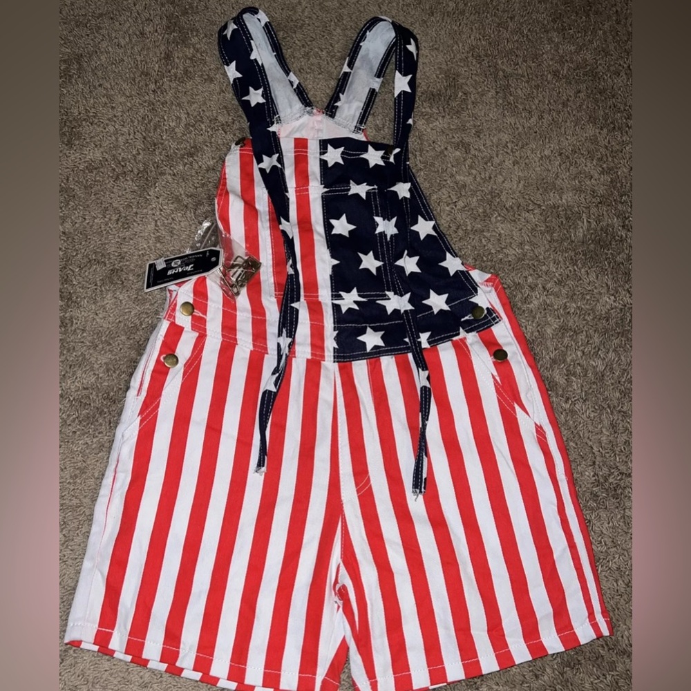 NWT Unisex 4th Of July Overalls/Shorts Medium America Festival Fireworks